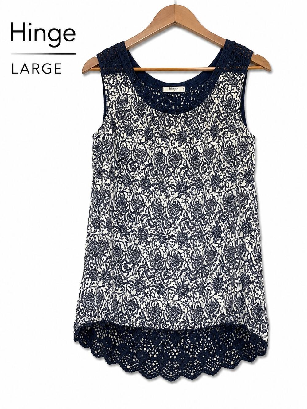 Hinge Sleeveless Crochet Trim Tank Top Women's Large Navy Ivory Mixed Media